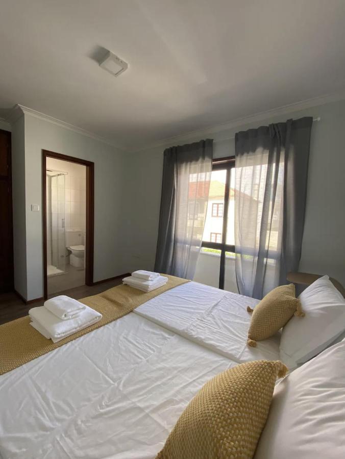 Amare Guest House Ovar Exterior photo
